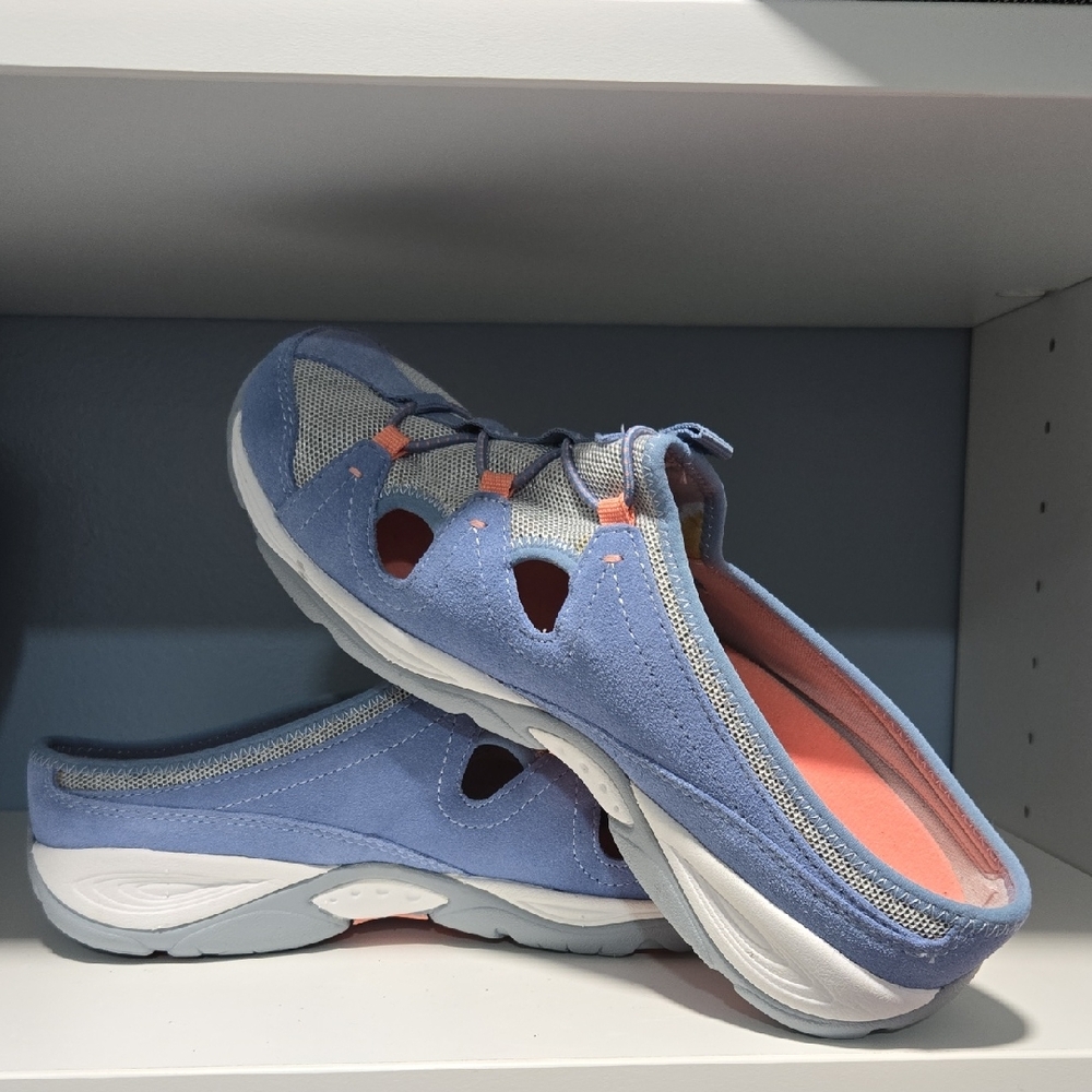 Easy Spirit Blue and Coral Athletic Slip-Ons